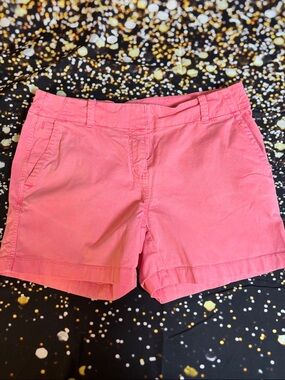 Vineyard Vines Coral Pink Women’s Bermuda Shorts (0040)